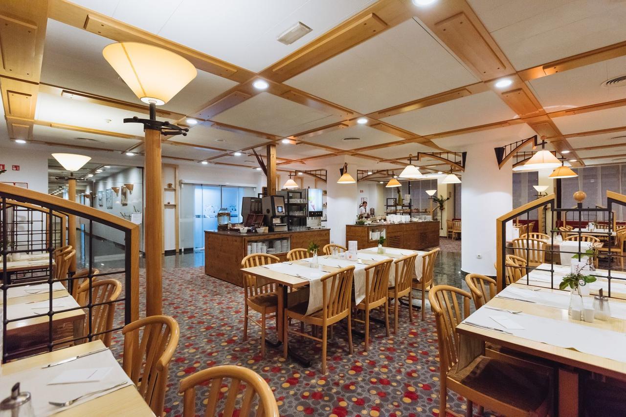 Rogla - Hotel Rogla Resnik ภายนอก รูปภาพ